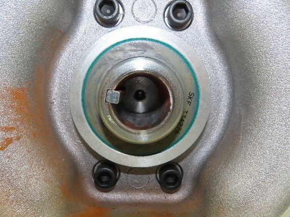 Dodge Tigear 2 26Q05LR18 Worm Gearbox 5:1 Reducer 350 RPM 7.3Hp 180TC Dual Shaft