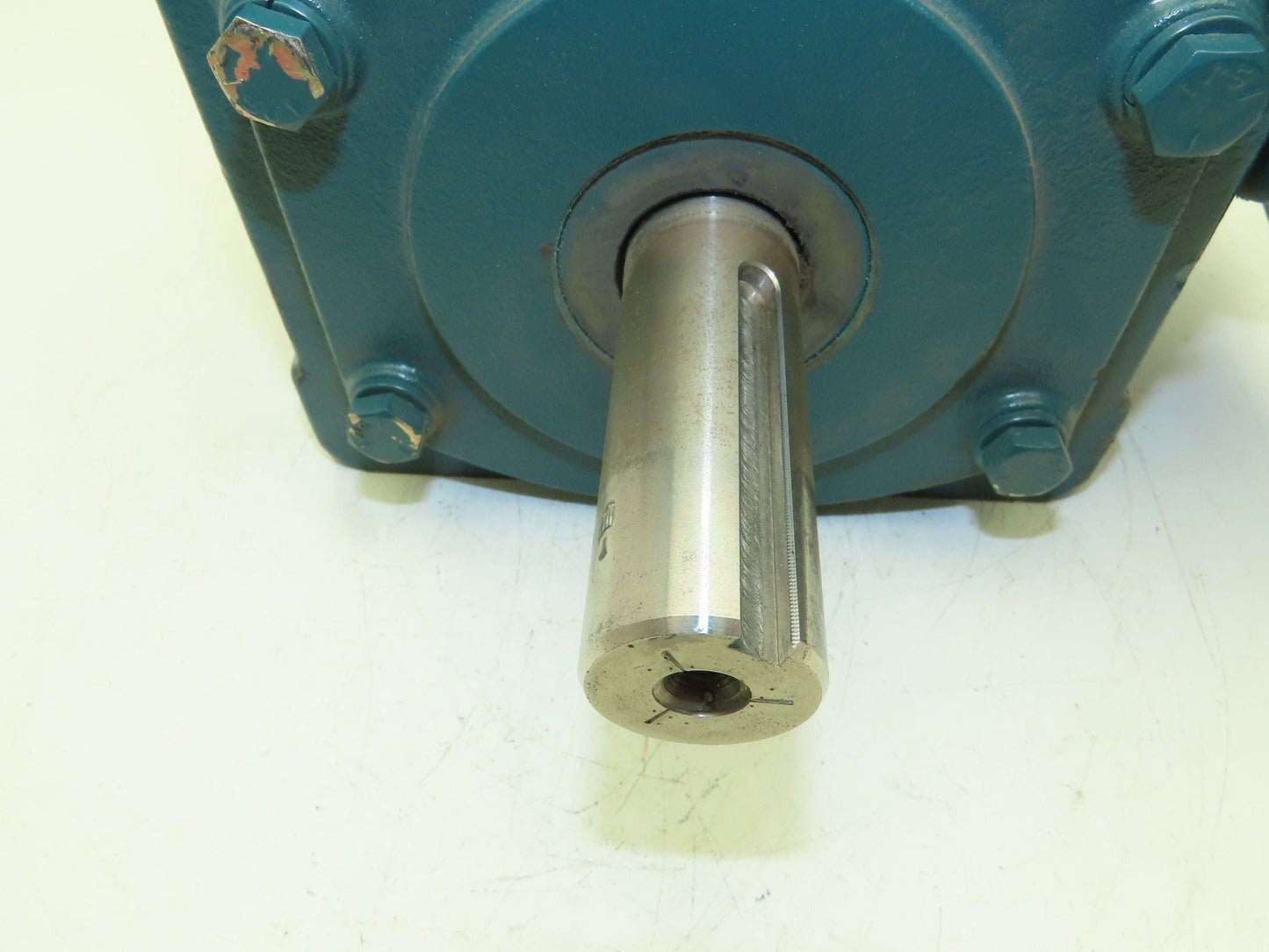 Dodge Tigear 2 26Q05LR18 Worm Gearbox 5:1 Reducer 350 RPM 7.3Hp 180TC Dual Shaft