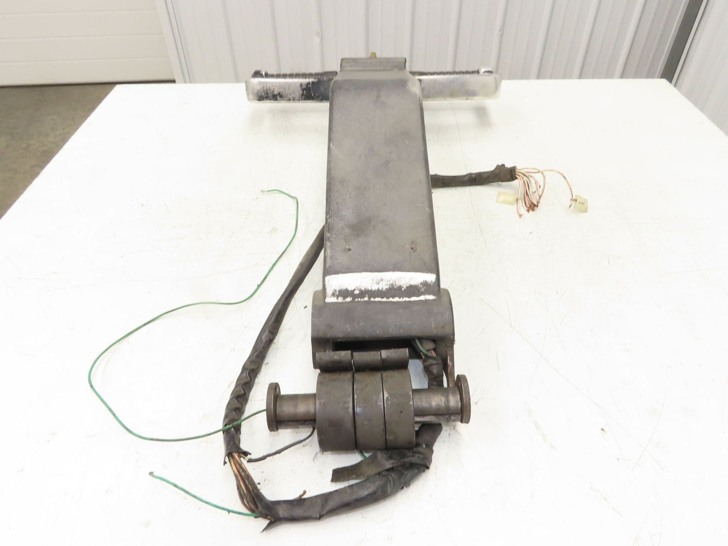 Crown PE 3000 Series PE3540-60 Pallet Jack Operator Handle Return Springs