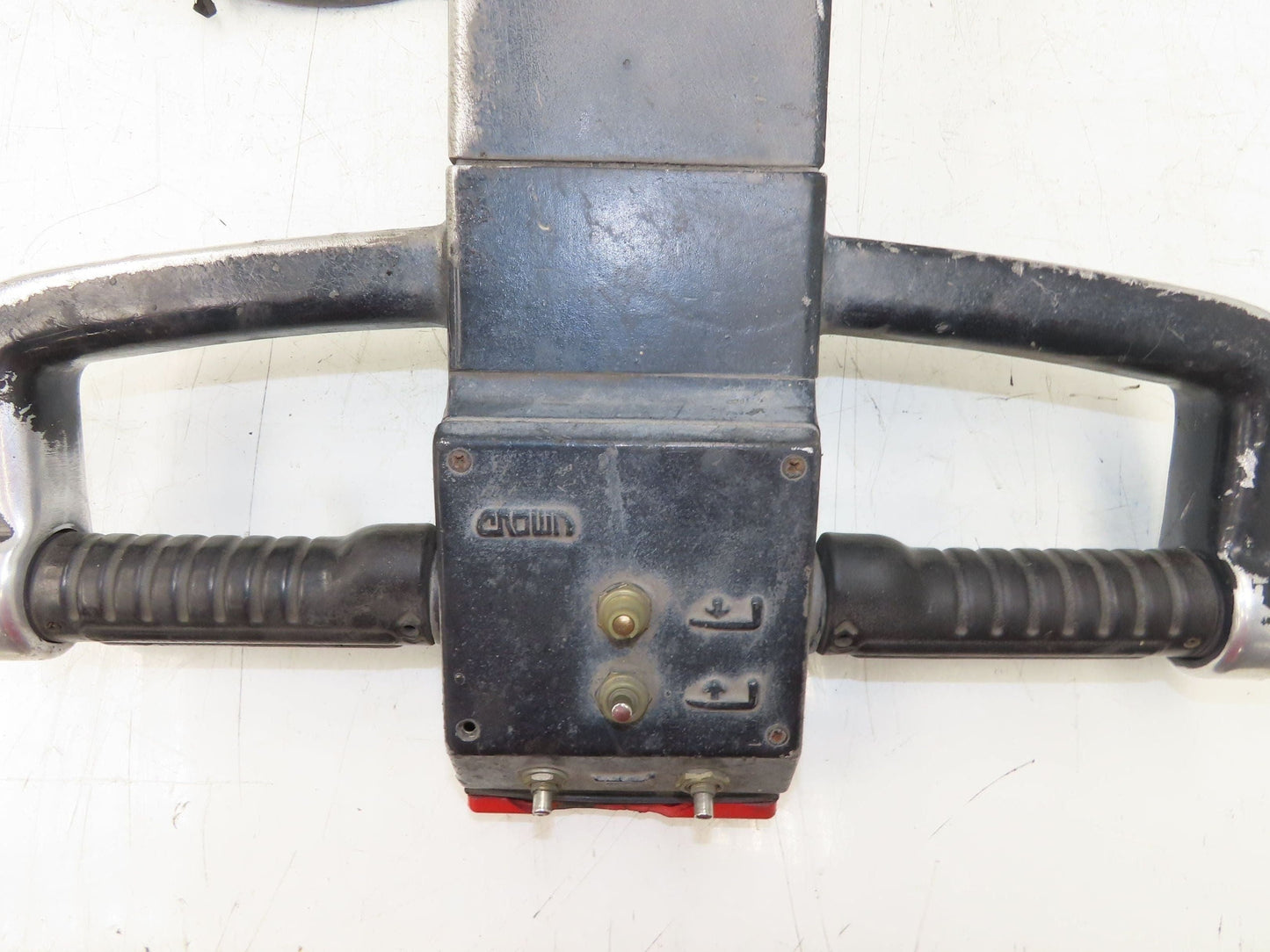 Crown PE 3000 Series PE3540-60 Pallet Jack Operator Handle Return Springs