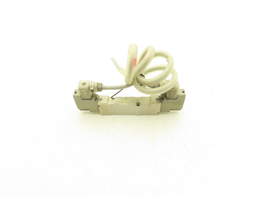 SMC SY7340-5DZ Solenoid Valve 3 Position Closed Center Pilot With Manifold 24VDC