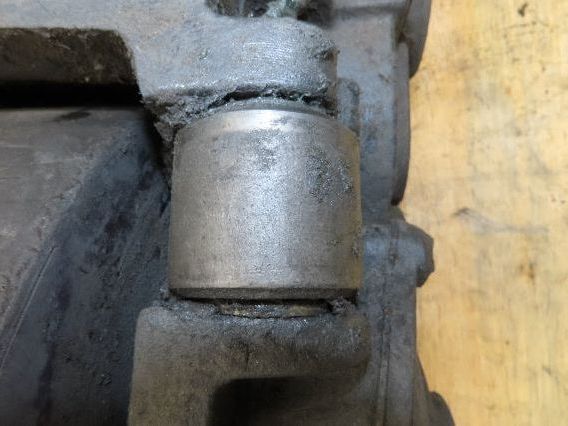 Crown PE 3000 Series PE3540-60 Pallet Jack Rear Drive Assembly Wheel Motor