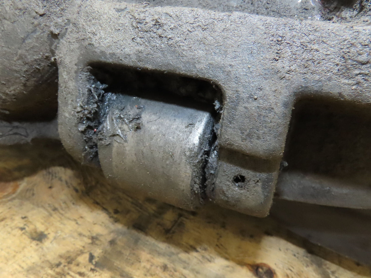 Crown PE 3000 Series PE3540-60 Pallet Jack Rear Drive Assembly Wheel Motor