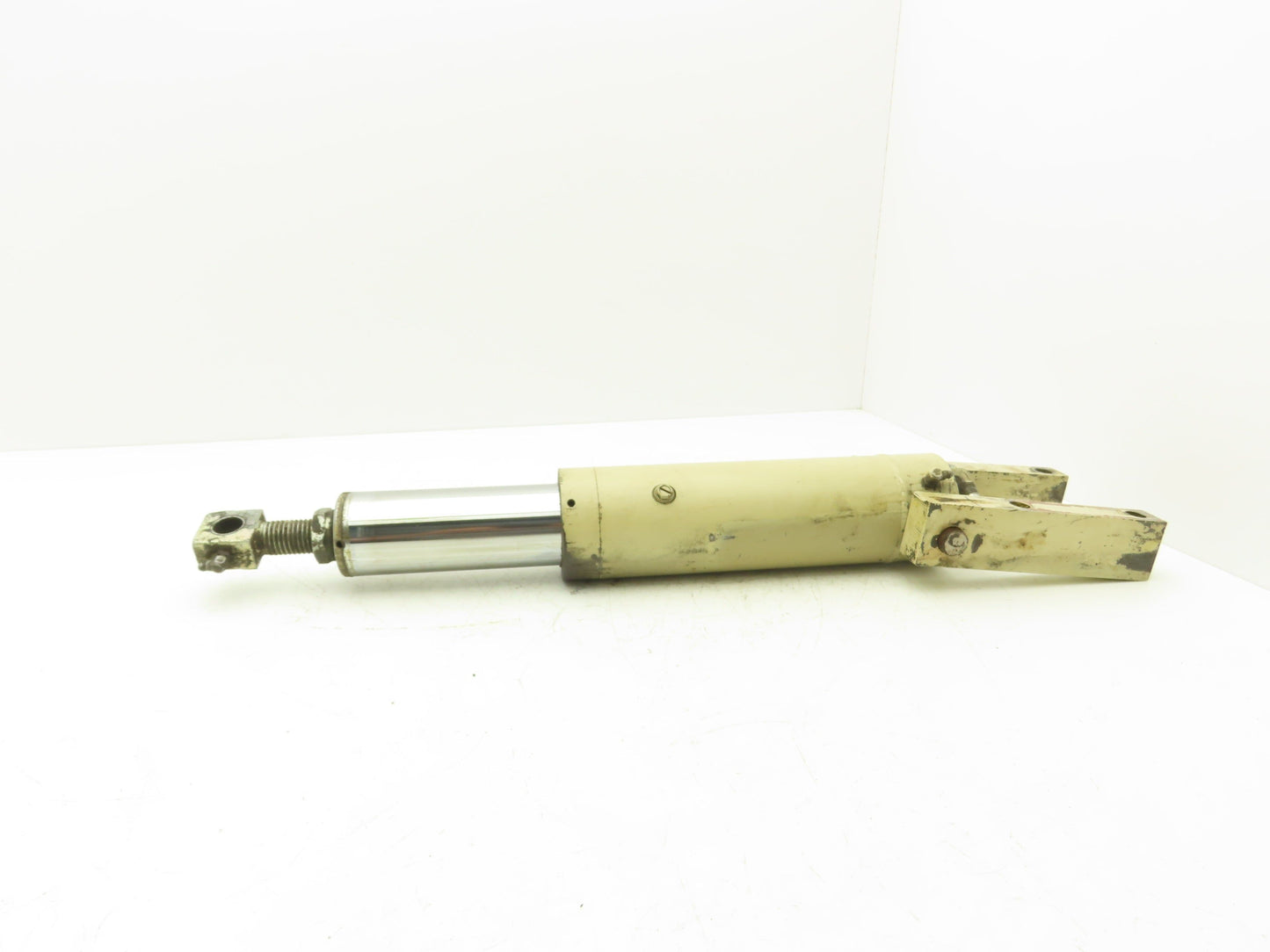 Crown 60PE-27-3 Pallet Jack Hydraulic Cylinder Assembly 2.375" Bore 5.75" Stroke
