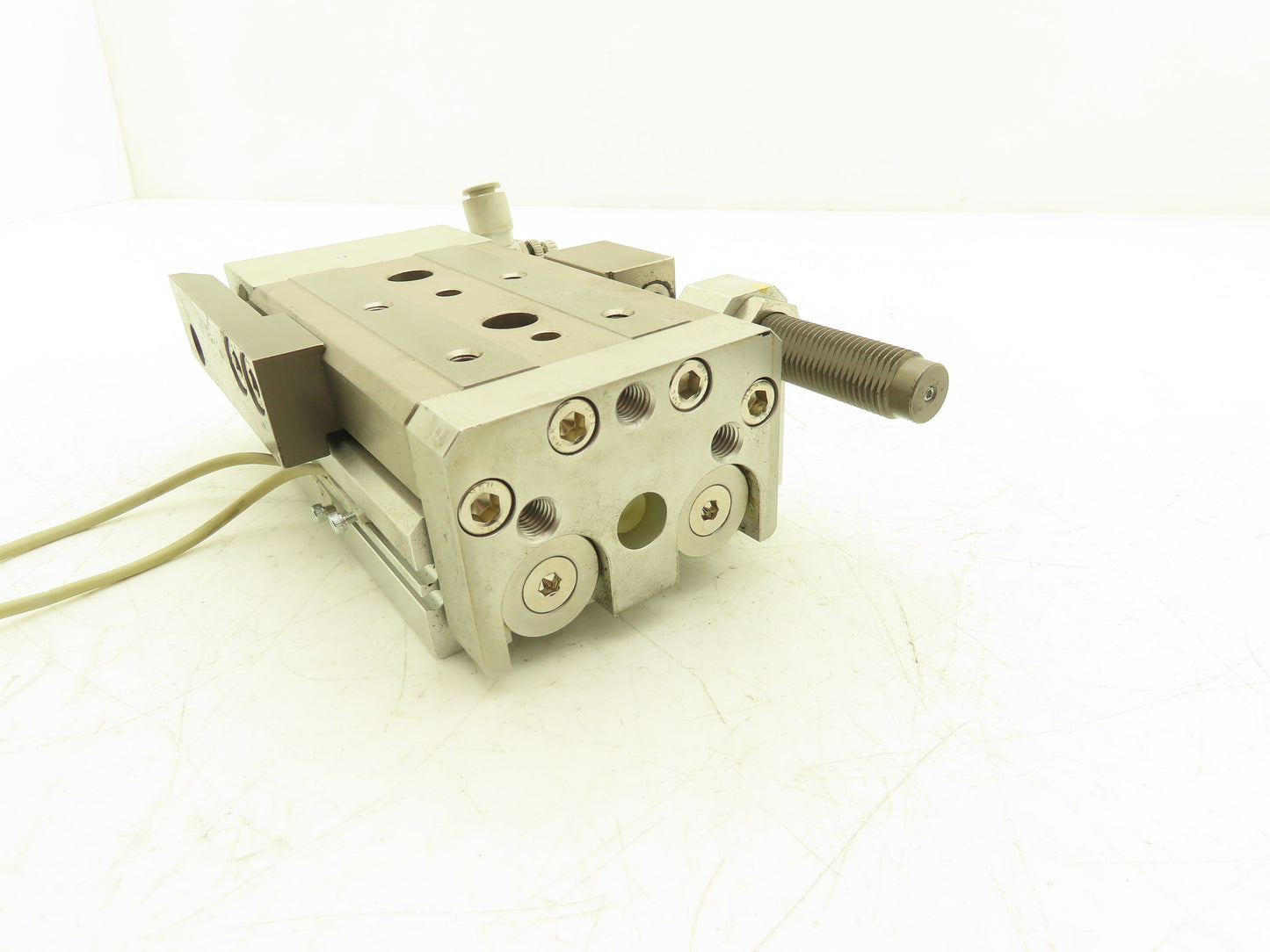 SMC MXQ25L-20BSR Pneumatic Air Slide Table Guided Cylinder 25mm Bore 20mm Stroke