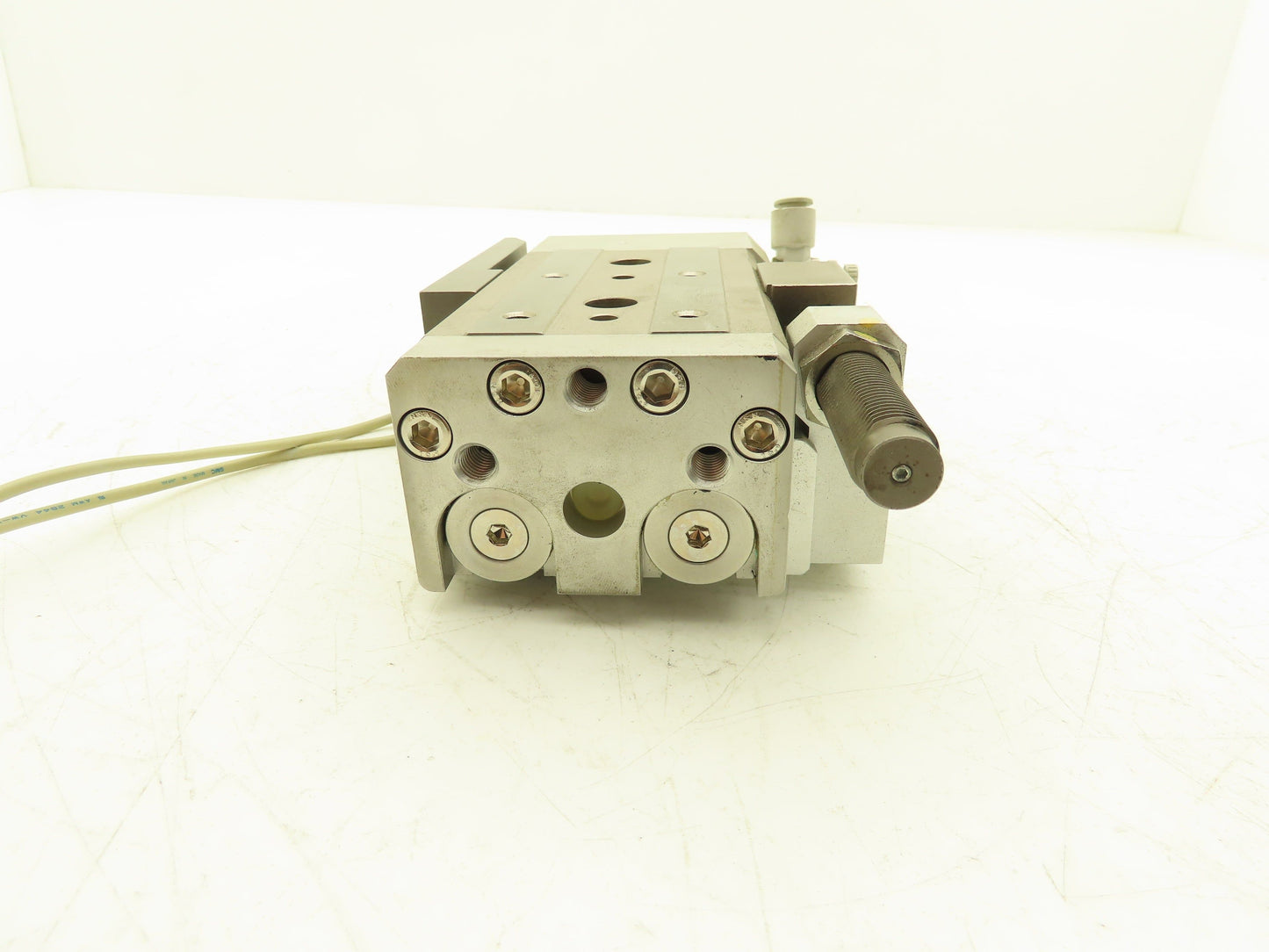 SMC MXQ25L-20BSR Pneumatic Air Slide Table Guided Cylinder 25mm Bore 20mm Stroke