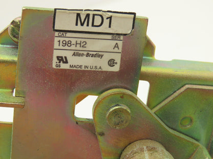 Allen Bradley 198-H2 Circuit Breaker Operator Mechanism Disconnect Handle
