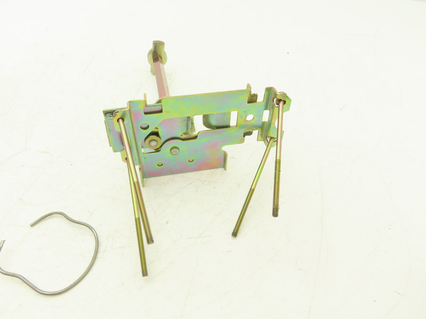 Allen Bradley 198-H2 Circuit Breaker Operator Mechanism Disconnect Handle