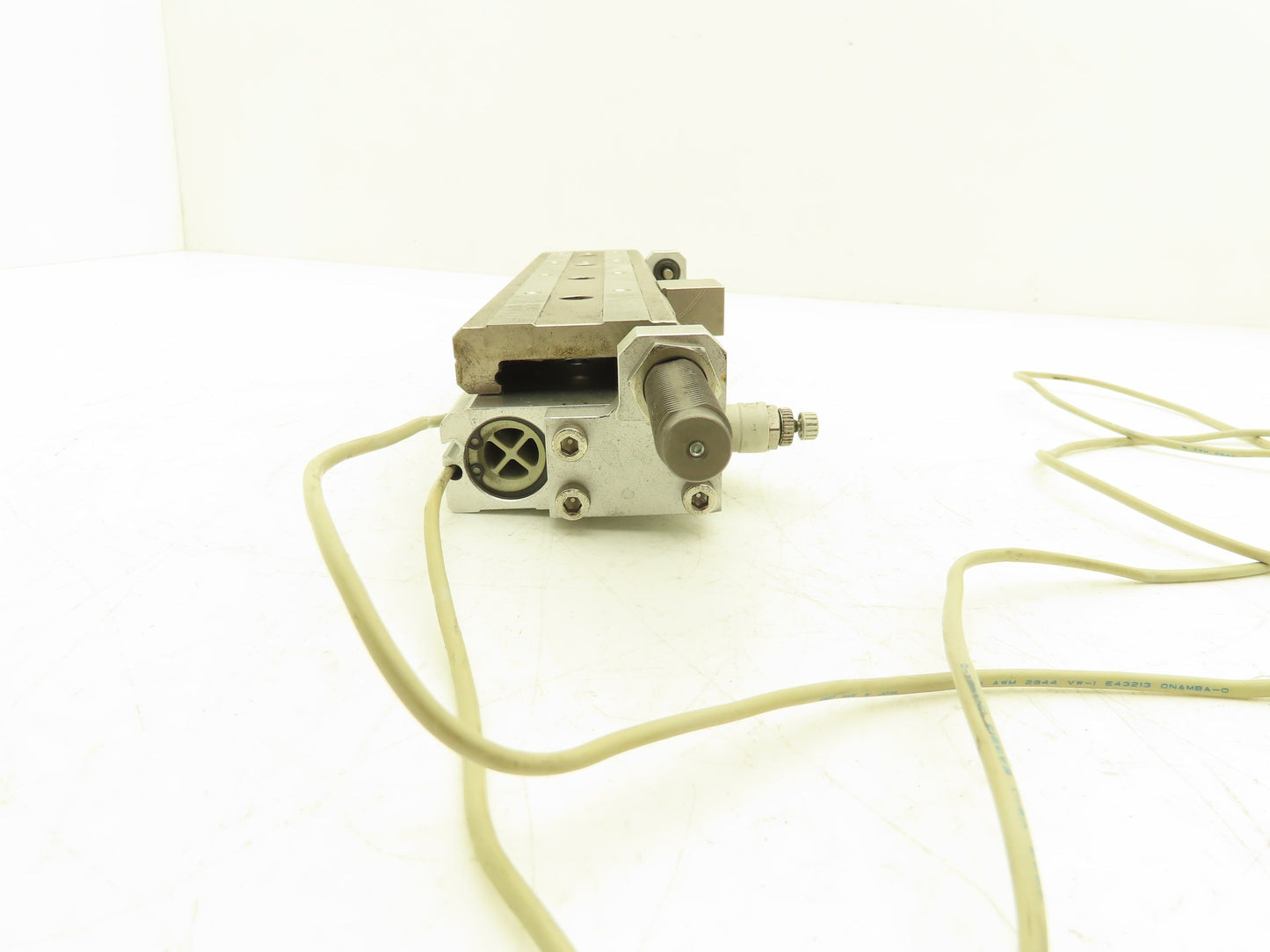 SMC MXQ20-150B Pneumatic Air Slide Table Guided Cylinder 20mm Bore 150mm Stroke