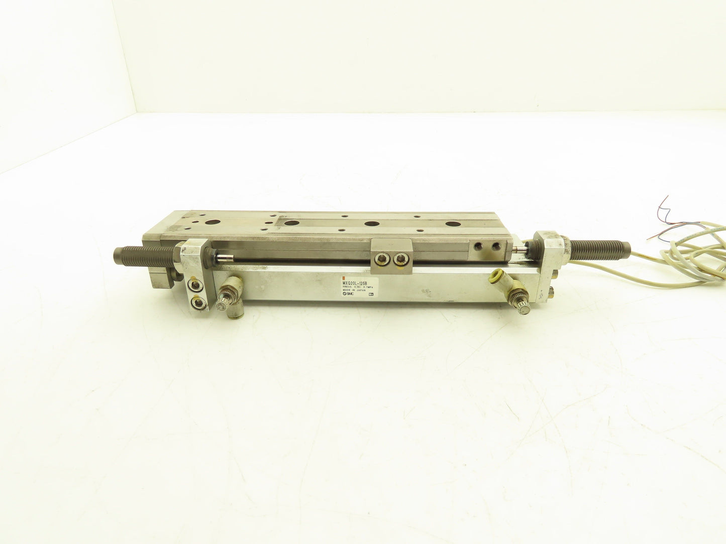 SMC MXQ20L-125B Pneumatic Air Slide Table Guided Cylinder 20mm Bore 125mm Stroke