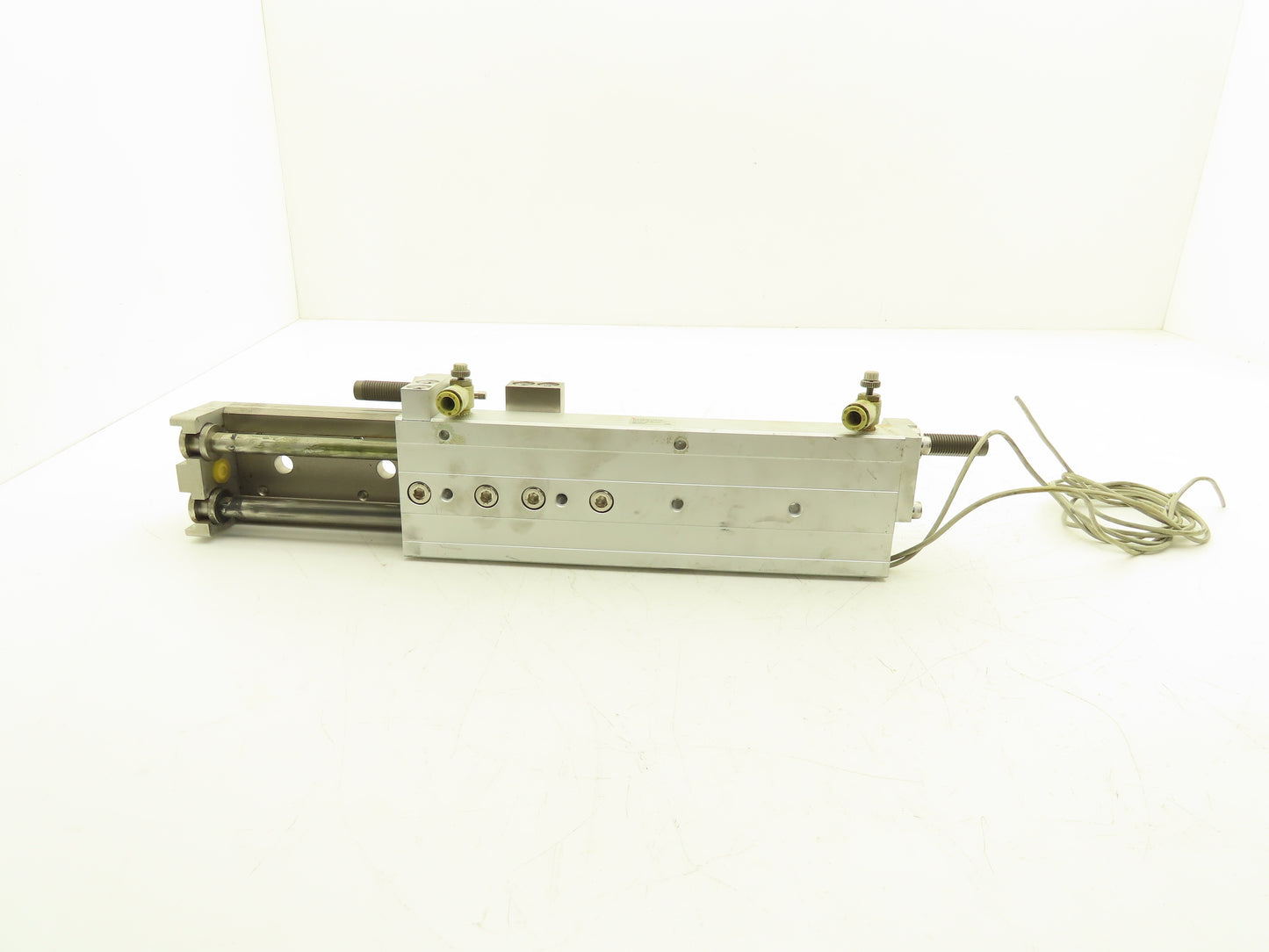 SMC MXQ25L-150B Pneumatic Air Slide Table Guide Cylinder 25mm Bore 150mm Stroke