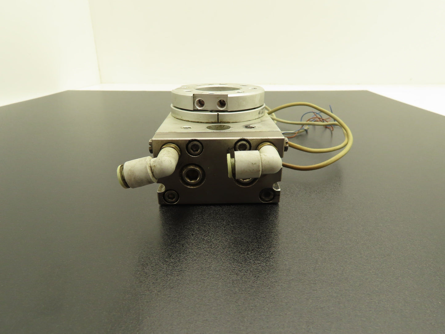 SMC MSQB30L3 Pneumatic Rotary Actuator Table Air Cylinder 180° Rotation