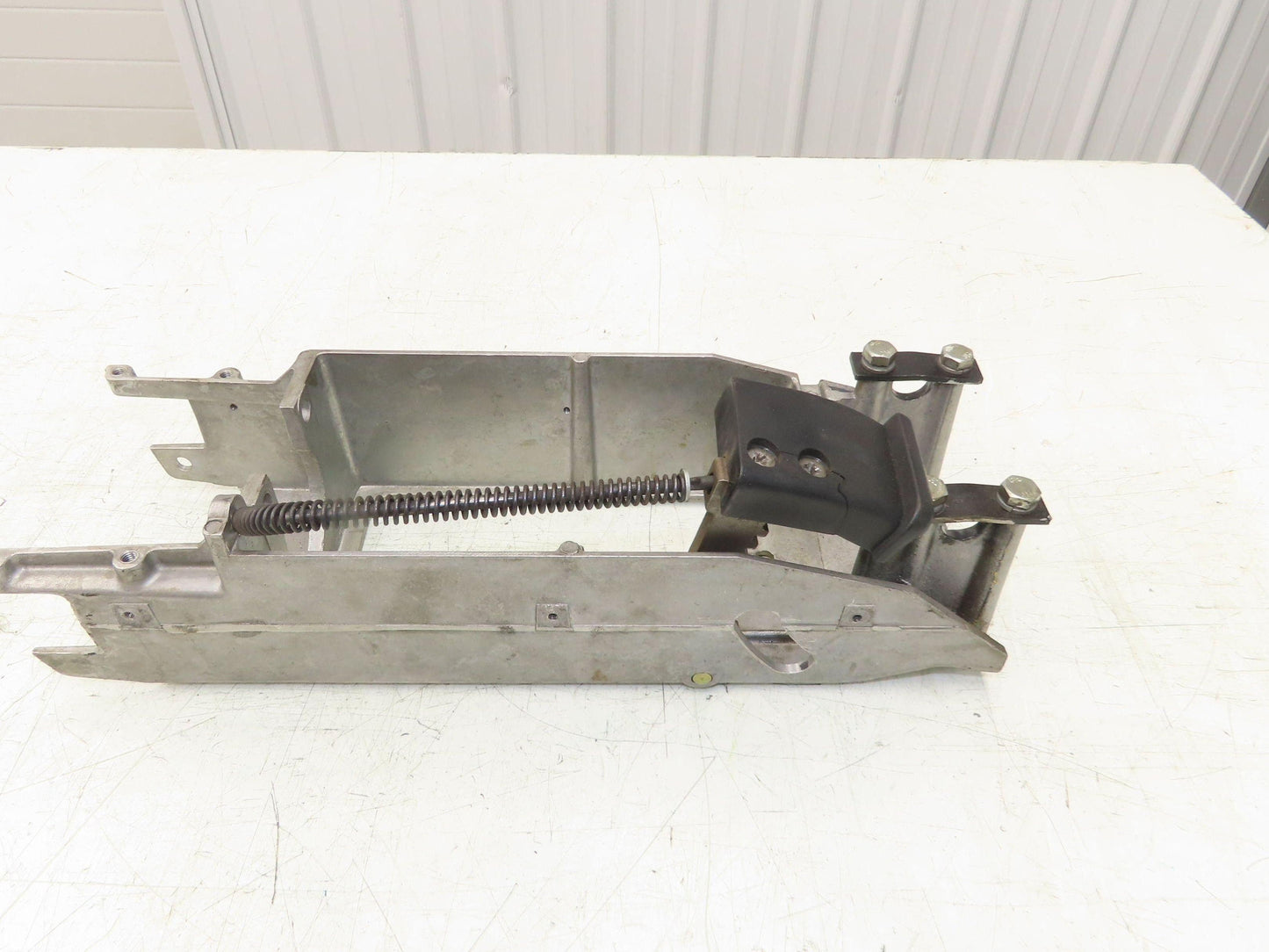 Hyster E30Z Forklift Steering Column Bracket Adjustable