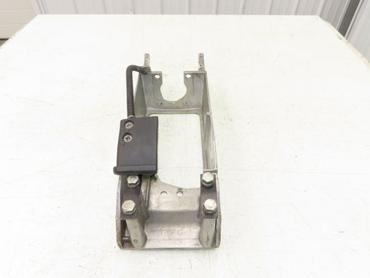 Hyster E30Z Forklift Steering Column Bracket Adjustable