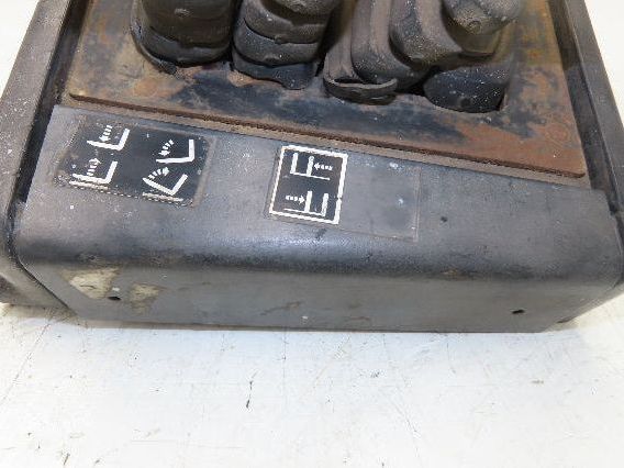 Hyster E30Z Forklift Sideshift 3 Lever Controls And Model Label