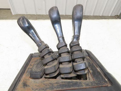 Hyster E30Z Forklift Sideshift 3 Lever Controls And Model Label