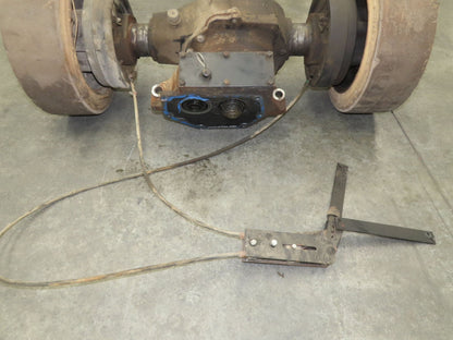 Hyster E30Z Forklift Dual-Wheel Drive Axle Assembly 5-Lug