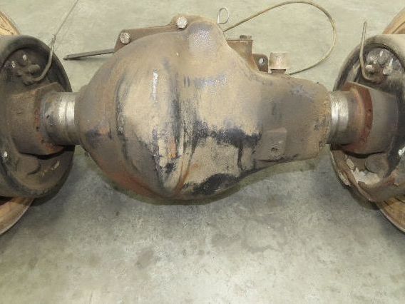 Hyster E30Z Forklift Dual-Wheel Drive Axle Assembly 5-Lug