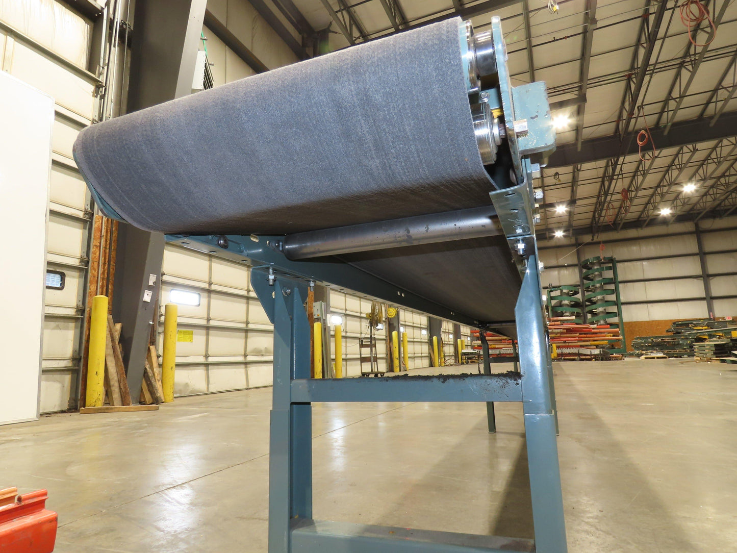 Hytrol 18"x 79' Slider Bed Conveyor 16" Belt 2Hp 230/460V Center Drive 65 FPM