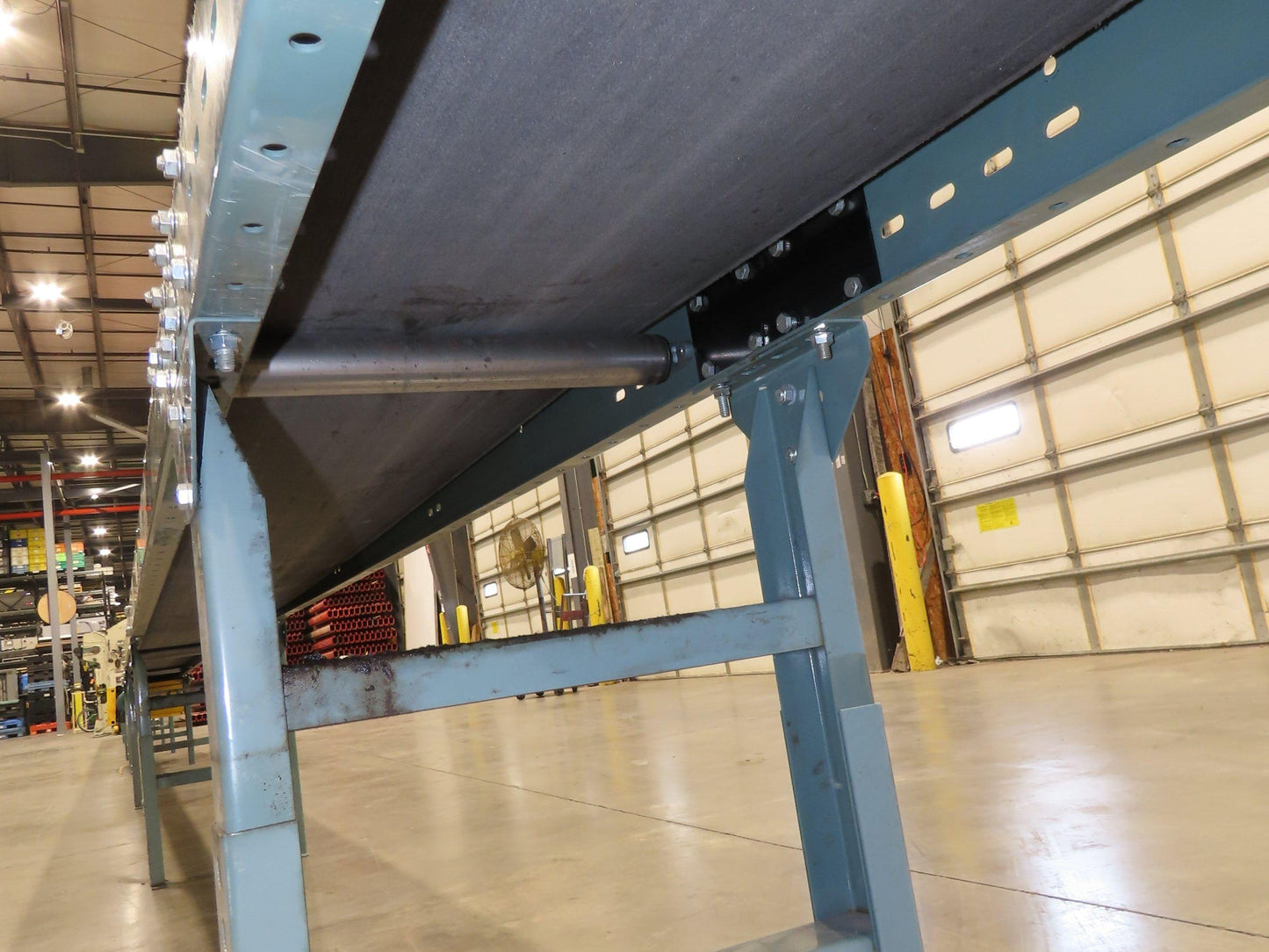 Hytrol 18"x 79' Slider Bed Conveyor 16" Belt 2Hp 230/460V Center Drive 65 FPM