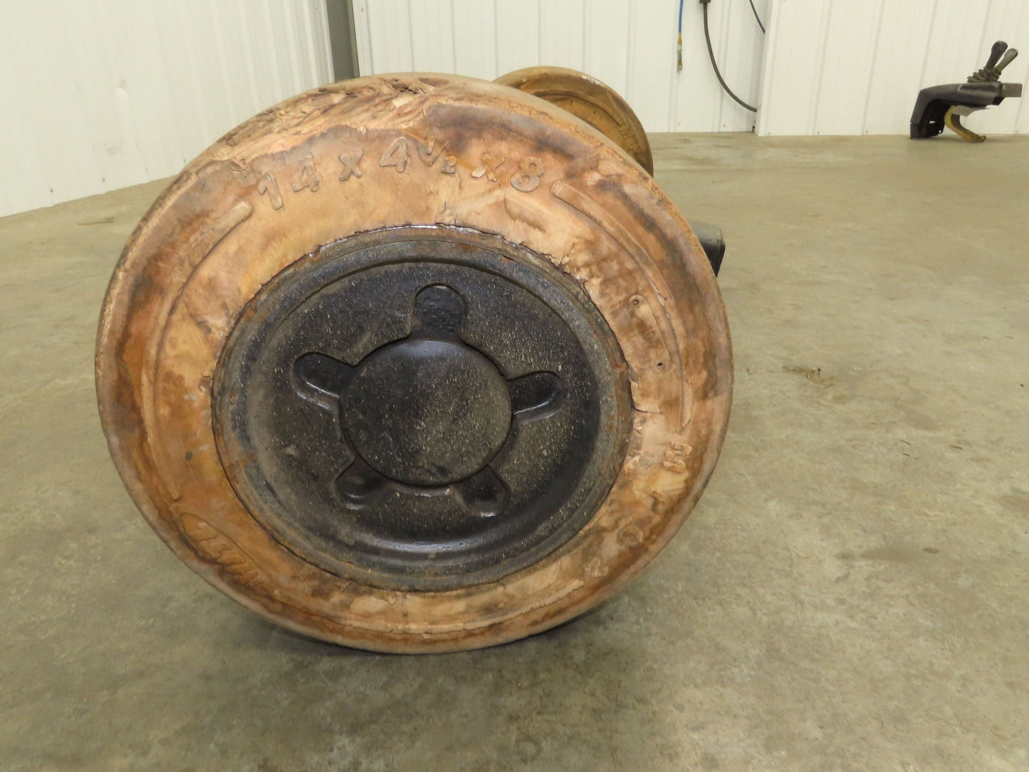 Hyster E30Z Forklift Dual-Wheel Steer Axle Assembly