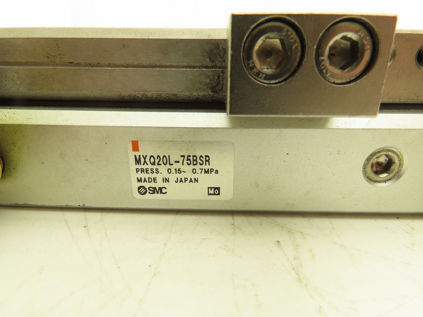 SMC MXQ20L-75BSR Pneumatic Air Slide Table End Lock Cylinder 20mm x 75mm Stroke