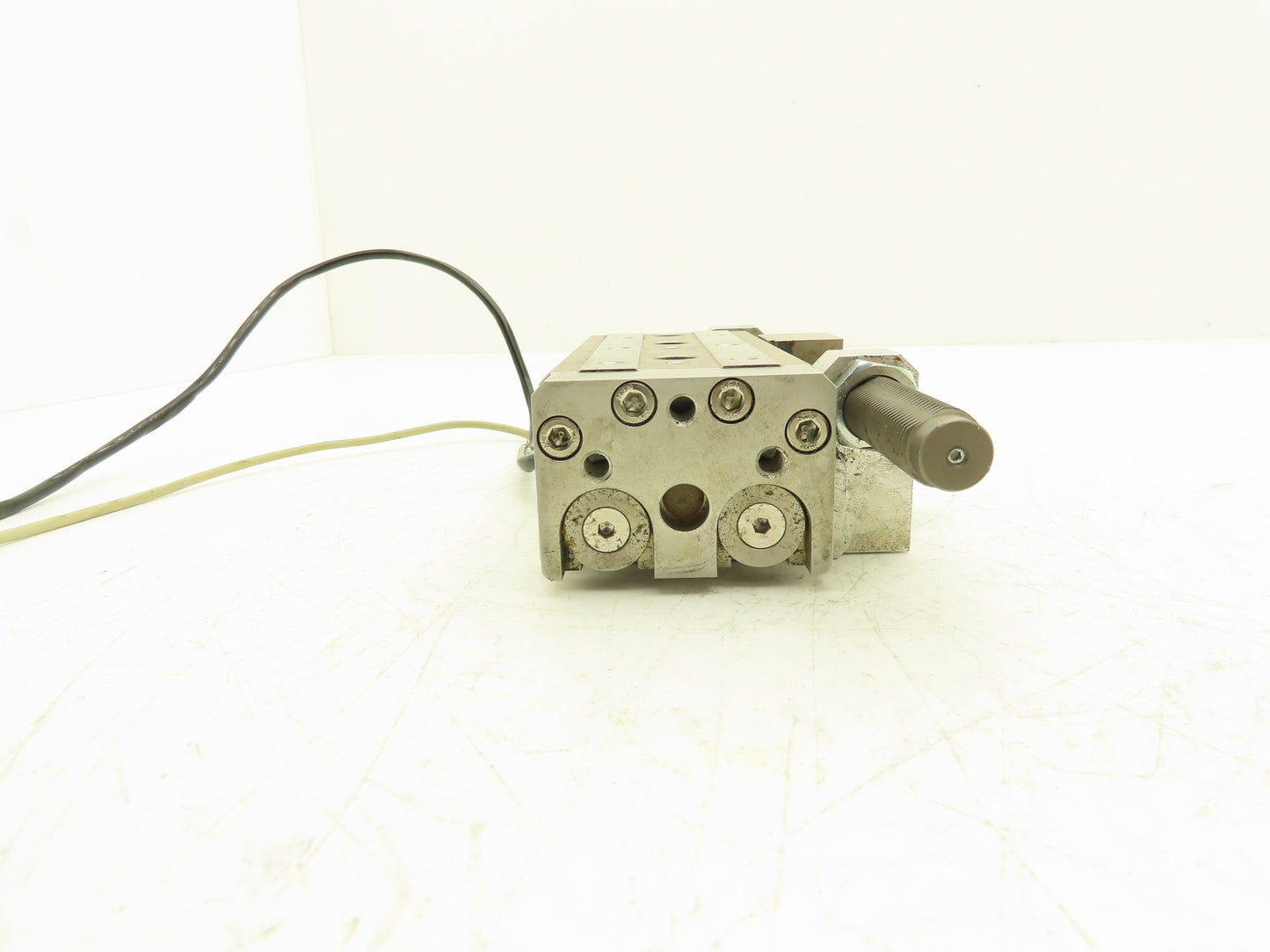 SMC MXQ20L-50B Pneumatic Air Slide Table Guide Cylinder 20mm Bore 50mm Stroke