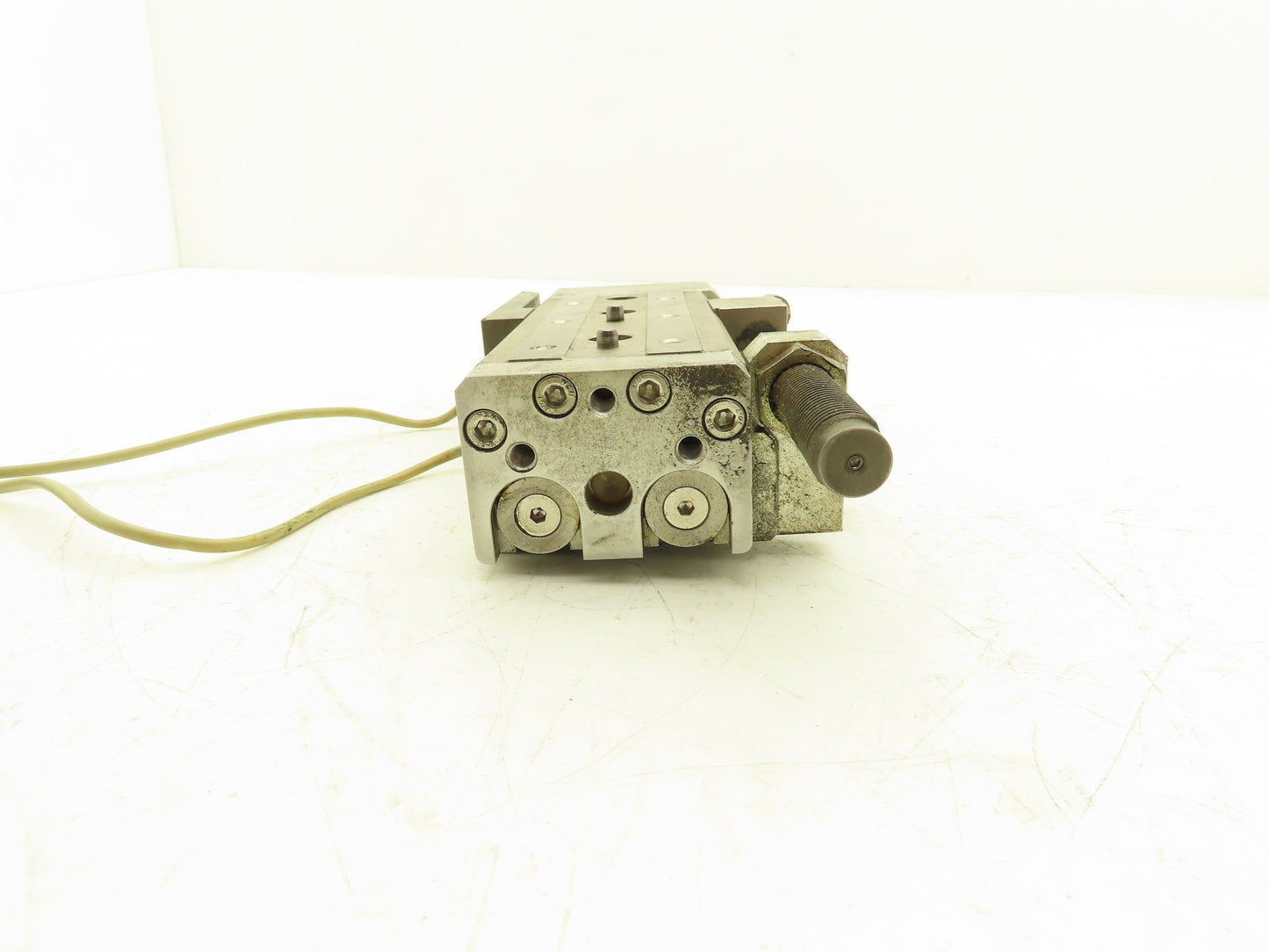 SMC MXQ20L-50BSR Pneumatic Air Slide Table End Lock Cylinder 20mm x 50mm Stroke