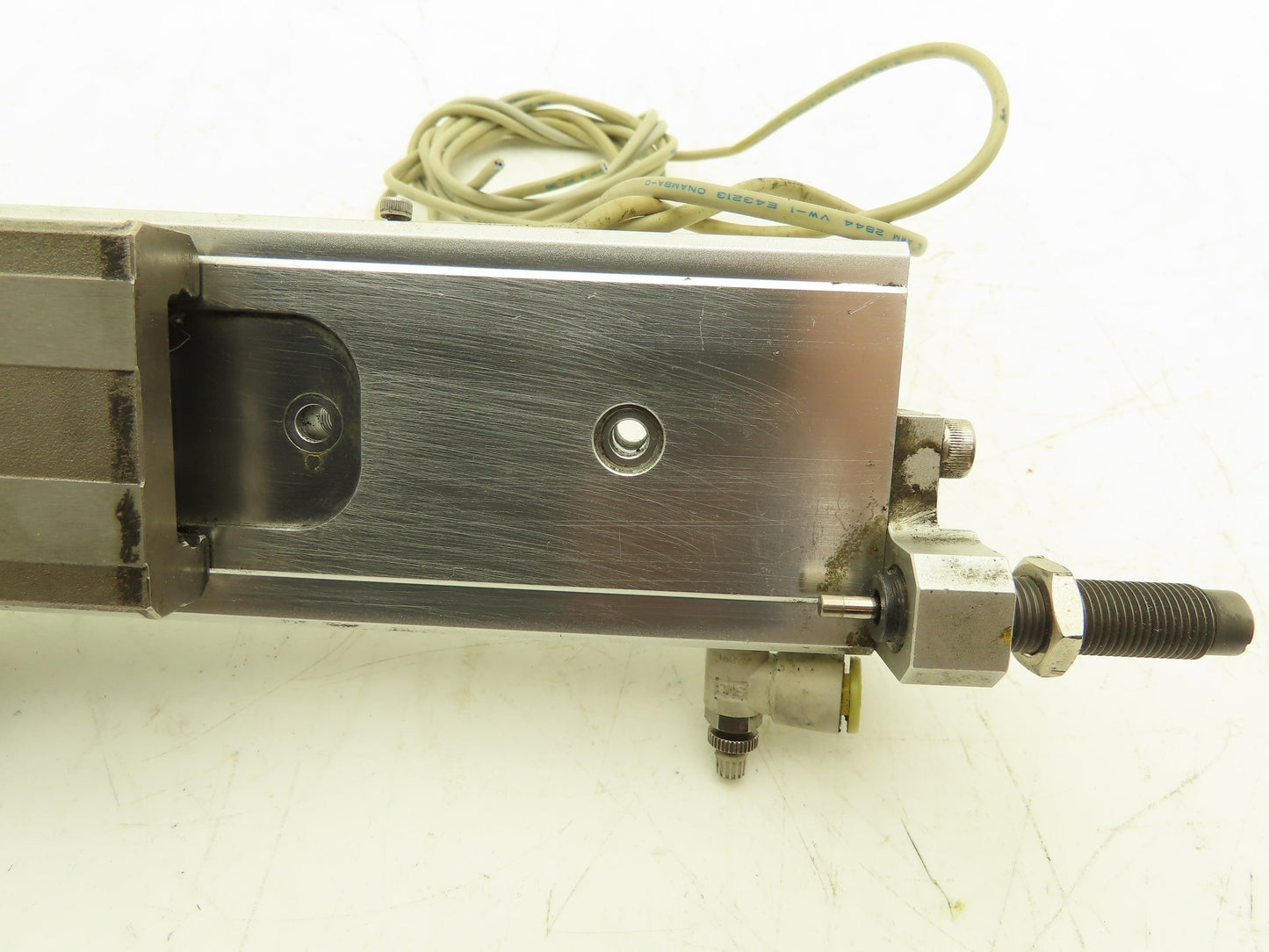 SMC MXQ16L-100B Pneumatic Air Slide Table Guide Cylinder 16mm Bore 100mm Stroke