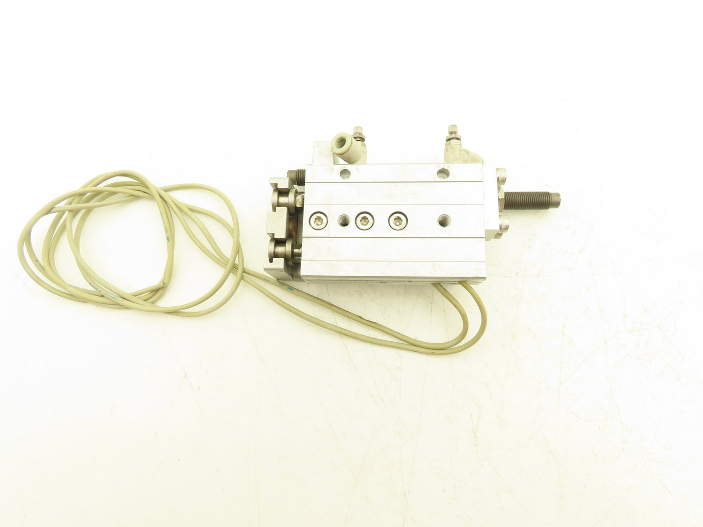 SMC MXQ16L-30B Pneumatic Air Slide Table Guide Cylinder 16mm Bore 30mm Stroke