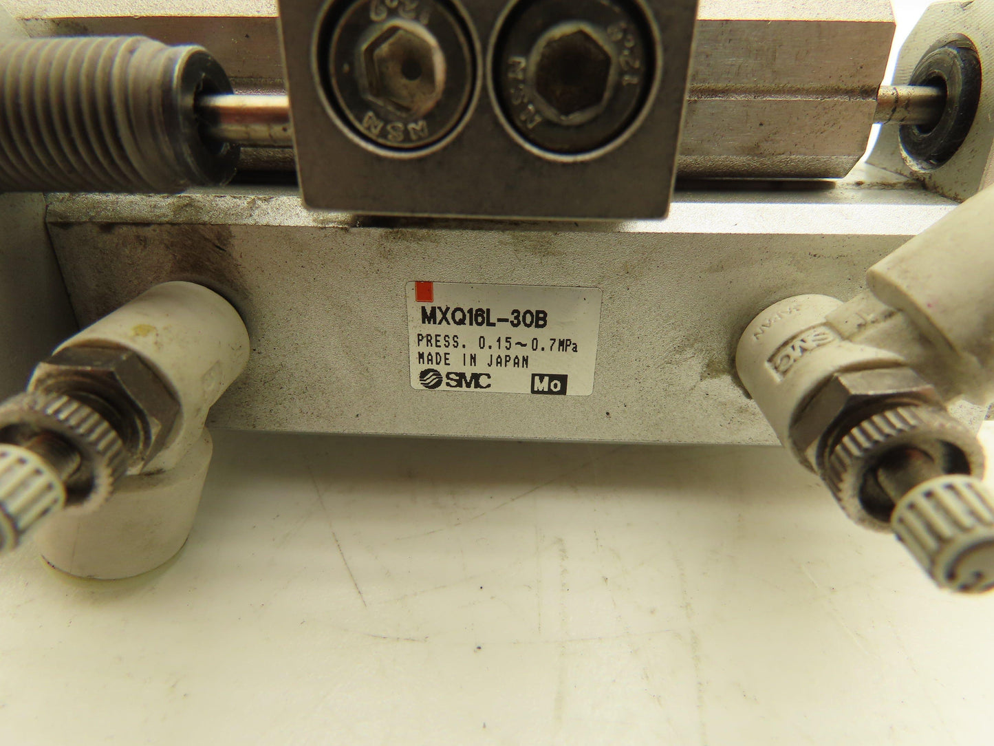 SMC MXQ16L-30B Pneumatic Air Slide Table Guide Cylinder 16mm Bore 30mm Stroke