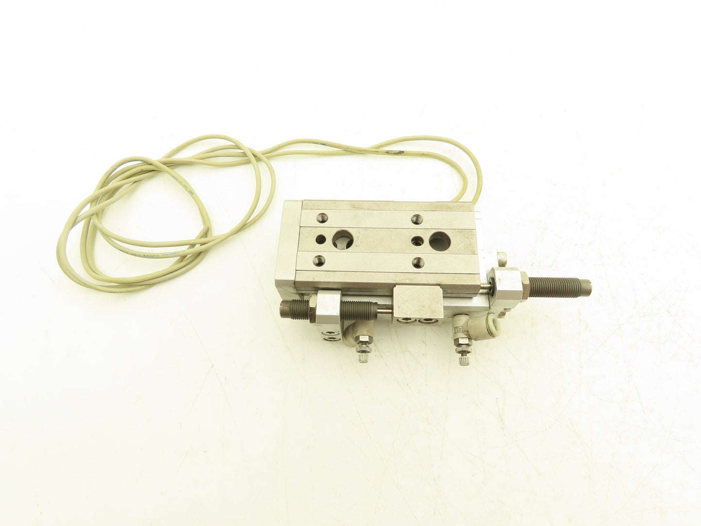 SMC MXQ16L-30B Pneumatic Air Slide Table Guide Cylinder 16mm Bore 30mm Stroke