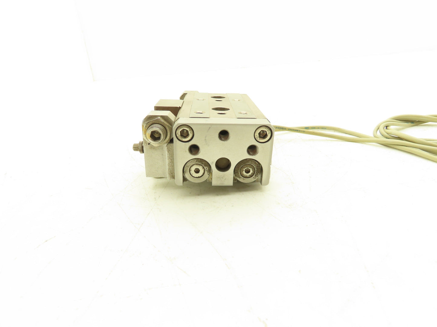 SMC MXQ16-10C Pneumatic Air Slide Table Cylinder w/Stops 16mm Bore 10mm Stroke