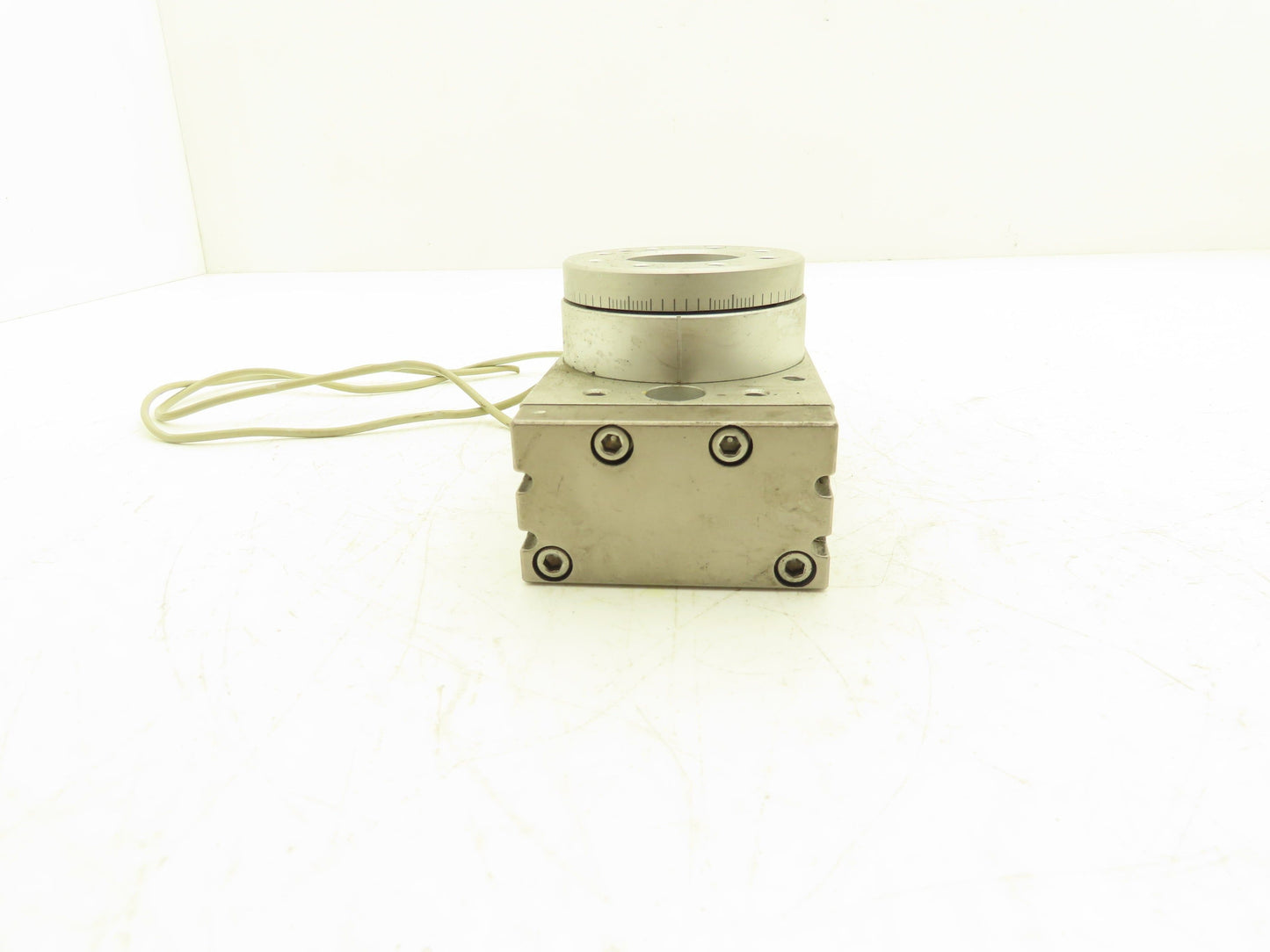 SMC MSQA30A-M9BL Pneumatic Rotary Actuator Table Air Cylinder 180° Rotation