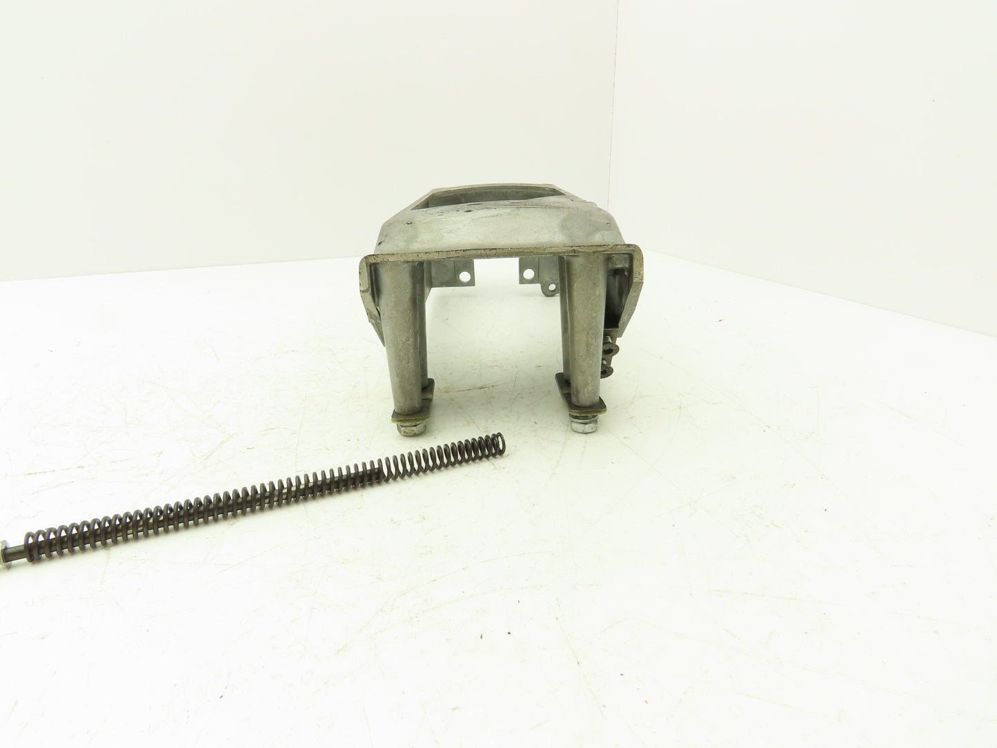 Hyster E60Z Forklift Steering Column Bracket Adjustable