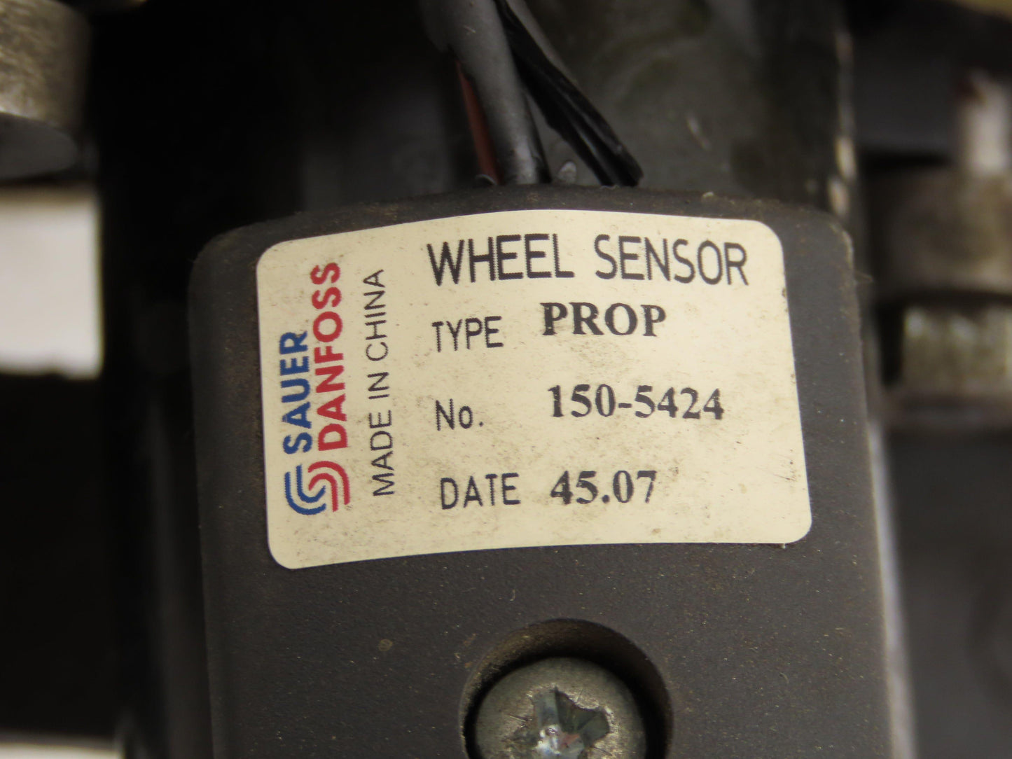 Hyster E60Z Forklift Steering Wheel with Sensors Forward Reverse Control