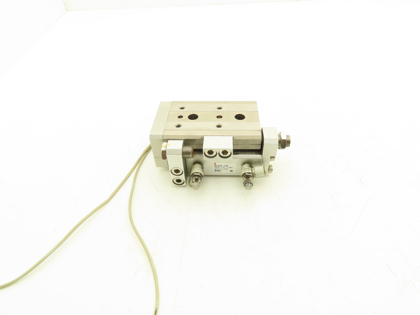 SMC MXQ25L-20A Pneumatic Air Slide Table Cylinder w/Stops 25mm Bore 20mm Stroke