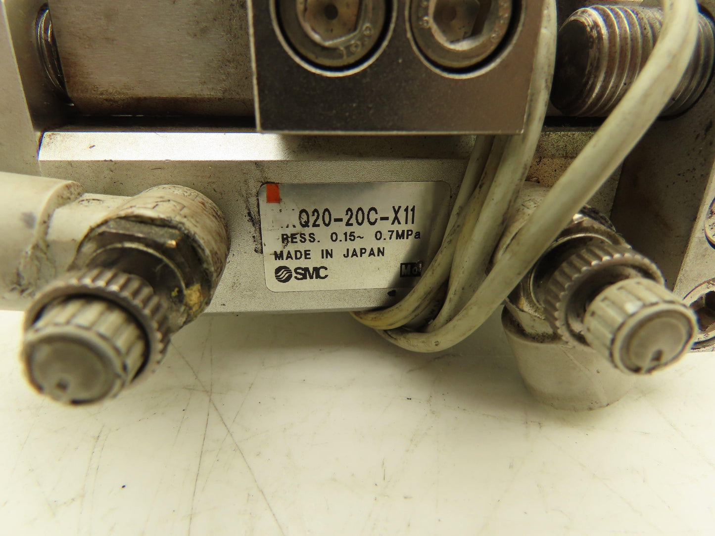 SMC MXQ20-20C-X11 Pneumatic Air Slide Table Cylinder w/Stops 20mm Stroke