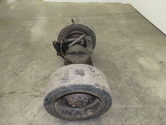 Hyster E60Z Forklift Dual-Wheel Drive Axle Assembly 6-Lug