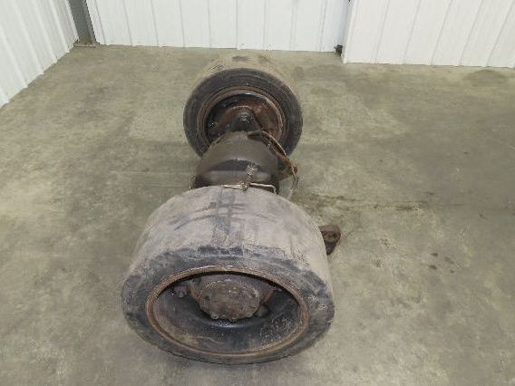 Hyster E60Z Forklift Dual-Wheel Drive Axle Assembly 6-Lug