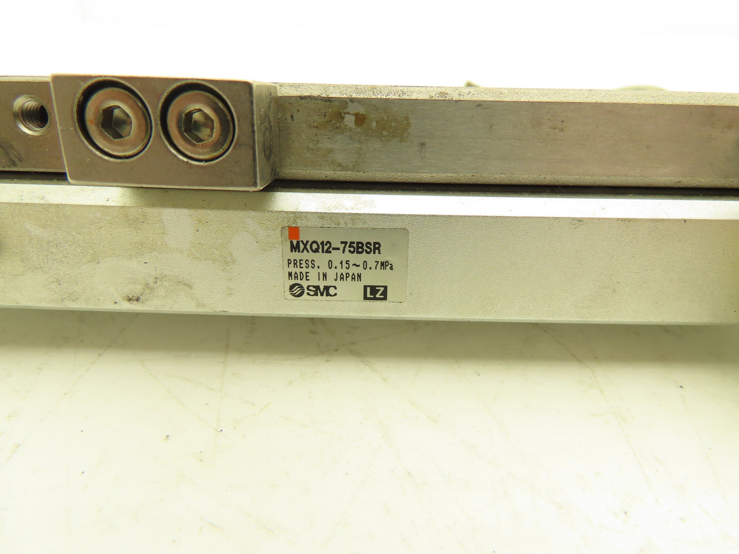 SMC MXQ12-75BSR Pneumatic Air Slide Table Cylinder End Lock 12mm x 75mm Stroke