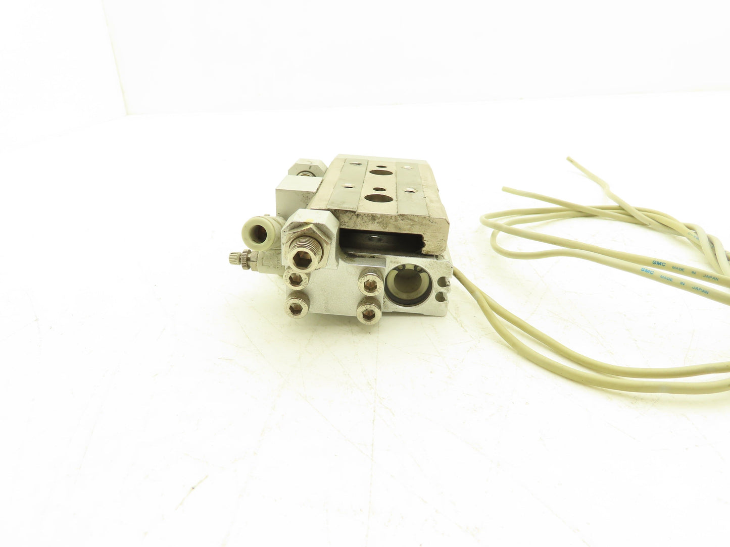 SMC MXQ16L-20A Pneumatic Air Slide Table Cylinder w/Stops 16mm Bore 20mm Stroke