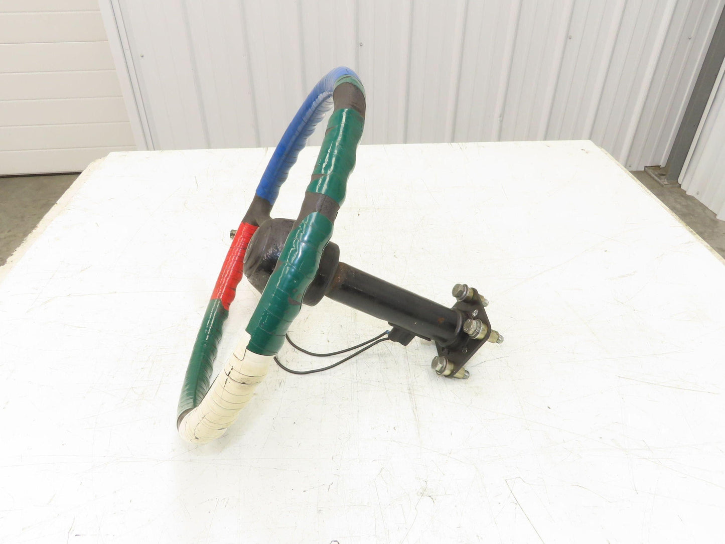 Hyster E60XM2-33 Forklift Steering Wheel Column With Sensor