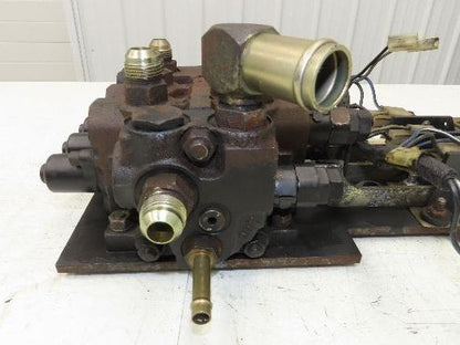 Hyster 3-Lever Hydraulic Spool Valve Forklift Mast Control E60XM2-33