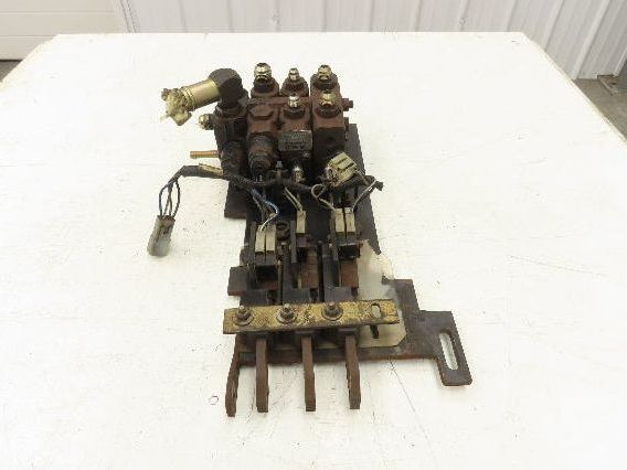 Hyster 3-Lever Hydraulic Spool Valve Forklift Mast Control E60XM2-33