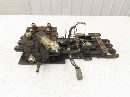 Hyster 3-Lever Hydraulic Spool Valve Forklift Mast Control E60XM2-33