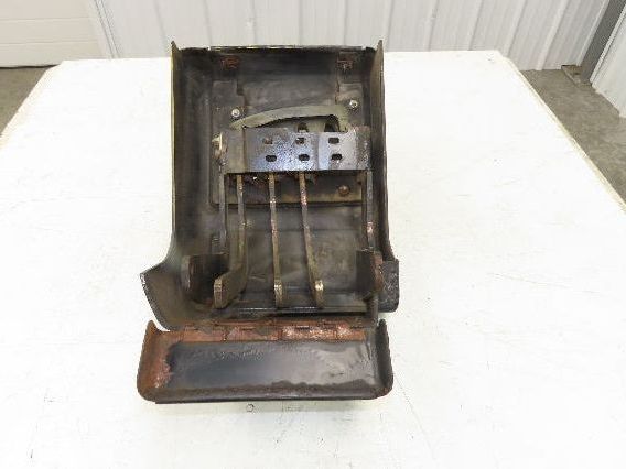 Hyster E60XM2-33 Forklift Sideshift 3 Lever Controls And Model Label