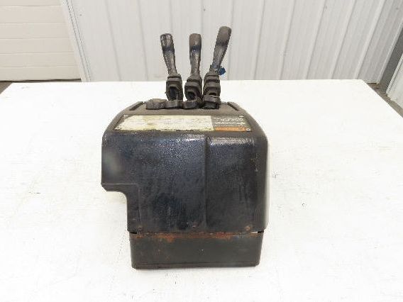 Hyster E60XM2-33 Forklift Sideshift 3 Lever Controls And Model Label