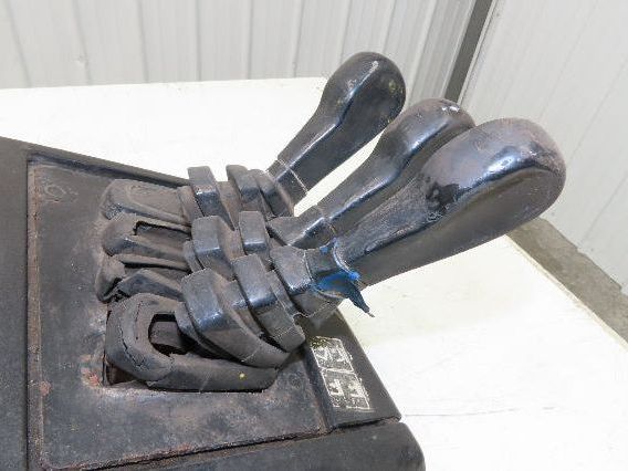 Hyster E60XM2-33 Forklift Sideshift 3 Lever Controls And Model Label