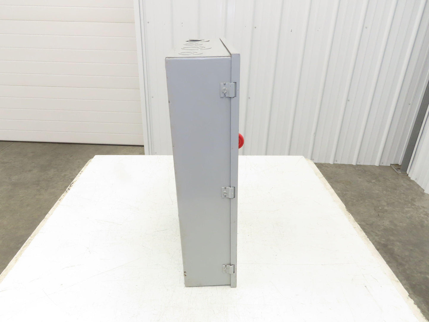 Eaton Cutler Hammer DH323FGKJSEL Fusible Disconnect Safety Switch 100A 240V 3Ph
